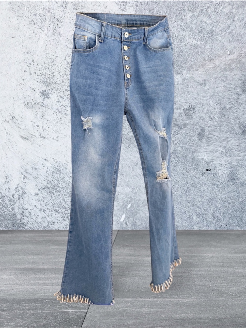 SHEIN Five Pocket Silver Button Fly Fringed Women's Distressed Jeans Size Large